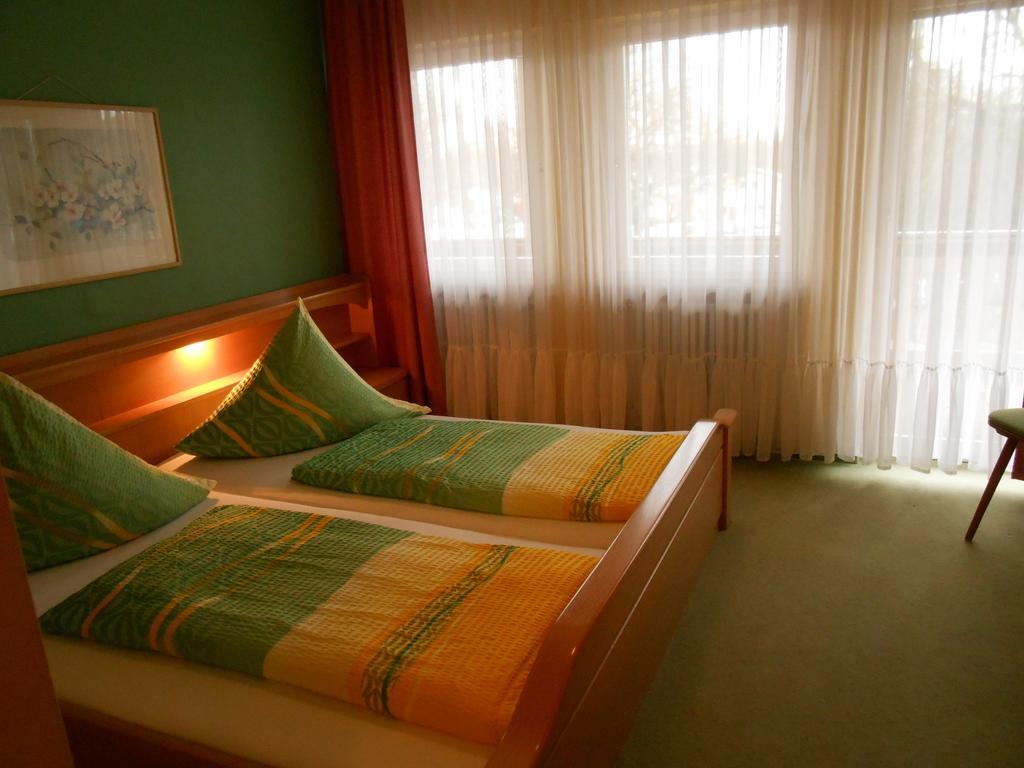 Landgasthof Schutzen Hotel Tengen Екстериор снимка