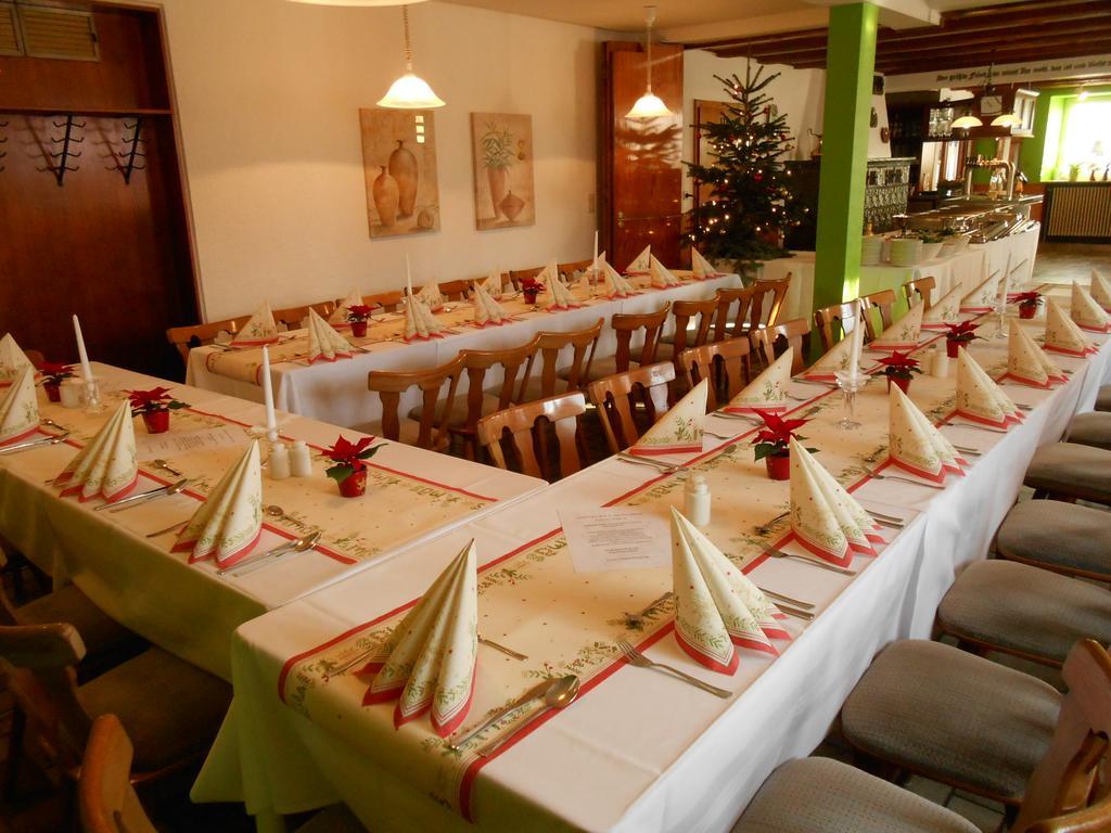 Landgasthof Schutzen Hotel Tengen Екстериор снимка
