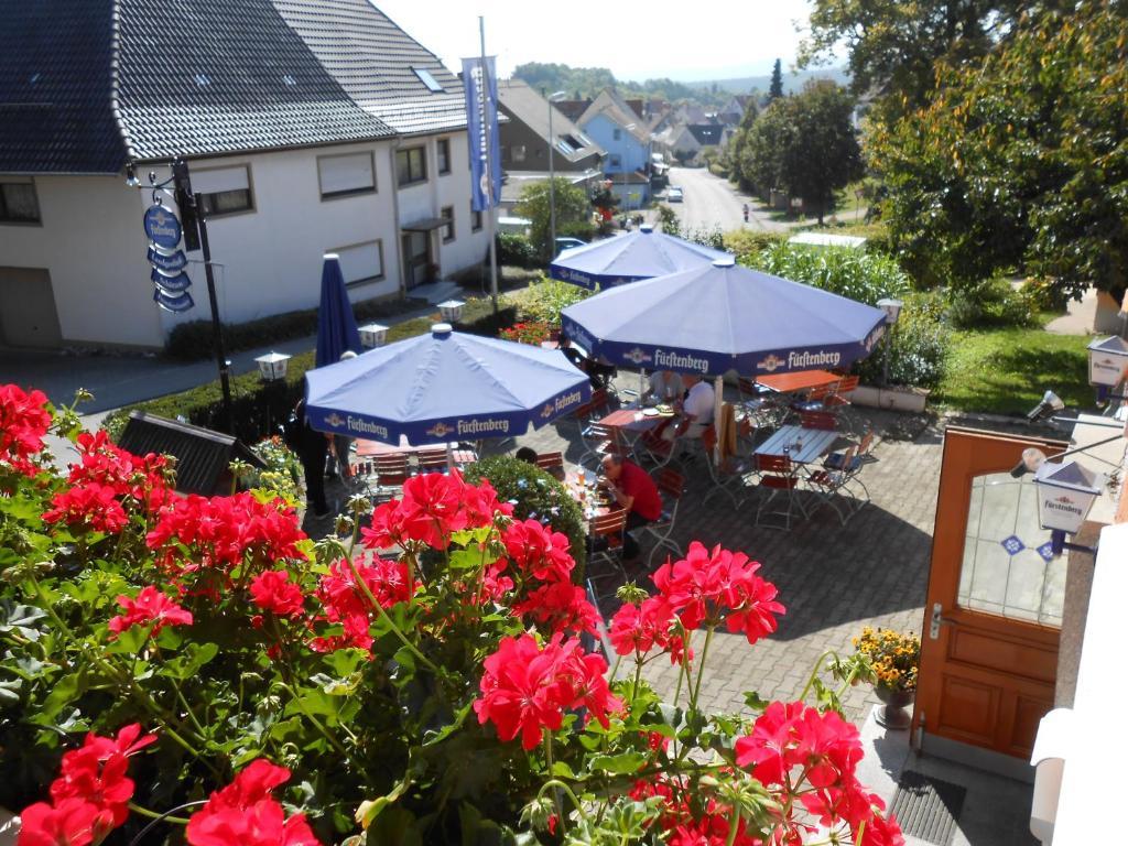 Landgasthof Schutzen Hotel Tengen Екстериор снимка
