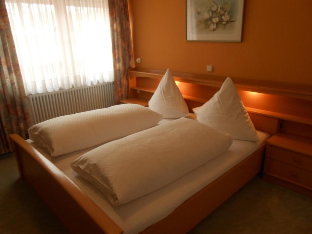 Landgasthof Schutzen Hotel Tengen Стая снимка